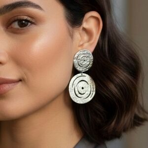 Lightweight Double Circle Dangle Earrings